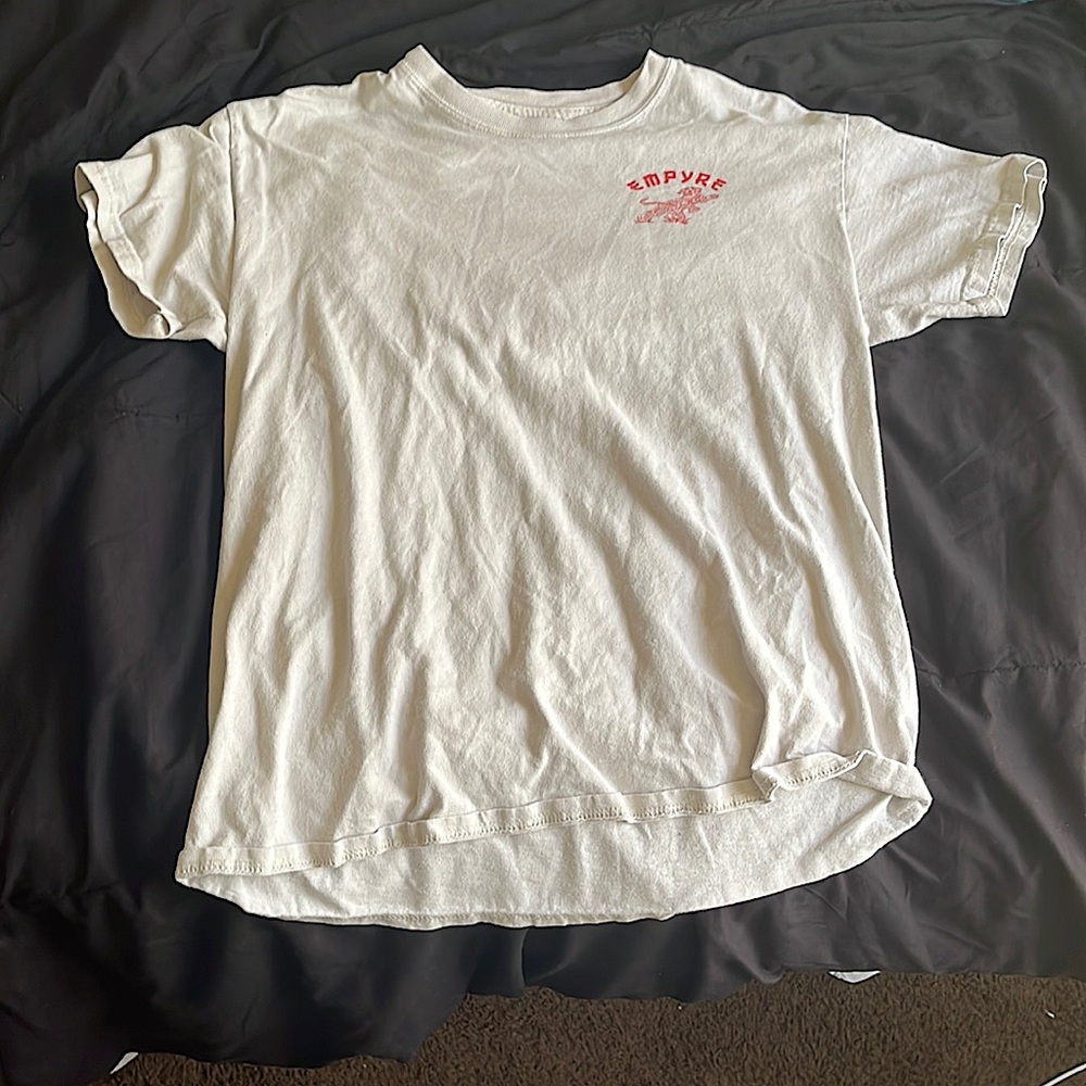 Empyre Men’s medium cream/white tee shirt